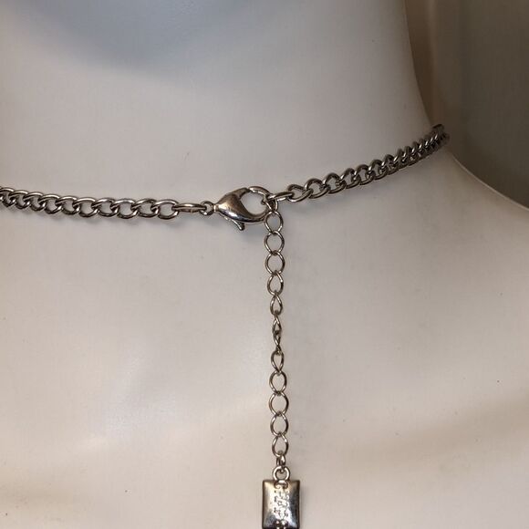 Vintage perfect sized black & silver statement necklace - Picture 2 of 5